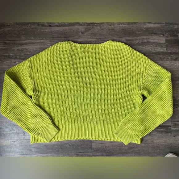Stitches & Stripes Bright Green V-Neck Sweater Size L - Picture 7 of 7